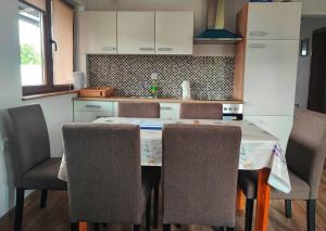 Apartman 2 RIBIČ 