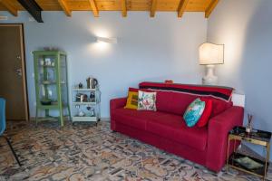 GuestHost - Villa Silvana - Apt Giulia & Michela with terrace & parking