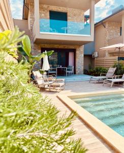 Epos Villas & Luxury Studios