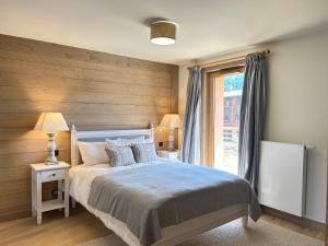 Appartement de Standing au Centre des Gets - 8 Couchages, Terrasse, Garage, Proche Pistes - FR-1-623-325