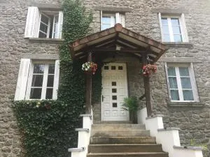 Stylish House near Lake and Beach at St Estephe - Augignac