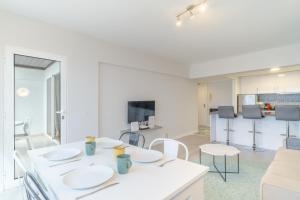 top floor arriaga apartment 804