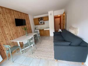 Appartement 4 pers grande terrasse vue pistes ski