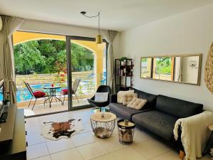 Apartment "Gluecks-Griff" inside "Becici Sunset Apartments"