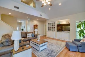 Charming Diamondhead Home with Private Yard!