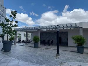 Amplio departamento con alberca