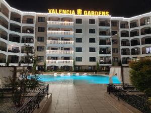 VALENCIA GARDENS STUDIO LUX 4 per. - 4-star hotels in Nesebar