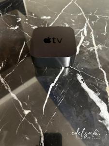 Paris Marais by Melvane