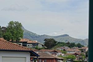 Appartements Situation ideale Piscine Parking Wifi Gare Plage Golf : photos des chambres