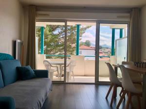 Appartements Situation ideale Piscine Parking Wifi Gare Plage Golf : photos des chambres