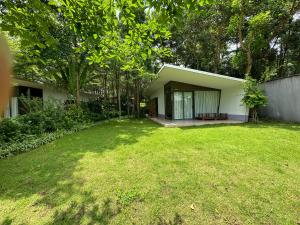 Forest Villa Dai Lai Resort 15