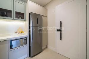 504 Bl 02 - WaldGarten Bombinhas - 50 m do Mar e Frente Avenida - Condomínio de Alto Padrão - Piscina - Academia - Salão de jogos