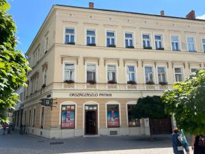 Tamás Apartman - 3hvězdičkové hotely ve městě Székesfehérvár