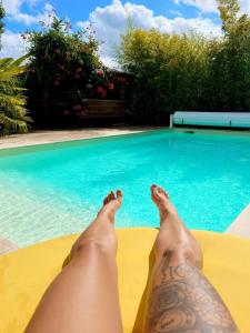 Maisons de vacances Tiny House Piscine et Spa : photos des chambres