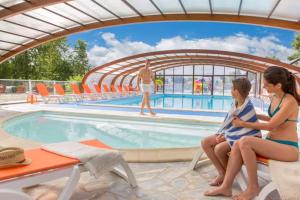 Campings Mobil-Home 4 etoiles avec piscine proche de Blois : photos des chambres