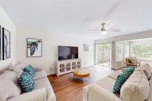 Sea Turtle Sanctuary - Lillian