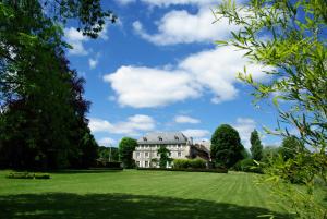 B&B / Chambres d'hotes Chateau de Savennes - Caveau de sabrage : photos des chambres