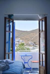 Martinos Studios, Merihas port