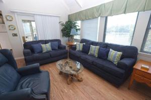 Relax Unwind 3 Bedroom Oyster Catcher Island