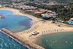 Charming Villa in Eldorado Playa.