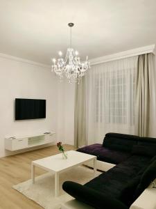 MAIN SQUARE APARTMAN