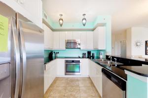 Beach Colony Resort West 2F