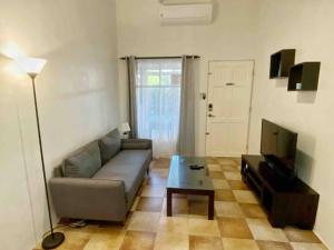 Beach Bliss - 1BR Villa with Pool 2 blocks from ocean