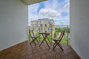 Lwowska Apartment by the Malta Lake with Parking by Renters Prestige