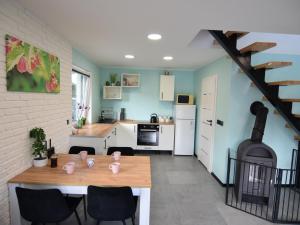 Bright and friendly furnished holiday home in Kopalino