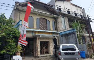 OYO Life 92842 Homestay Balearjosari