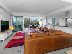 Friday Island Cabarita