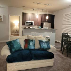 Stylish and Spacious, close to the Hospital.