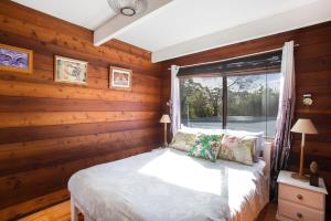 Free night! Pay for 2 stay for 3