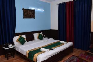 Hotel Abodes House