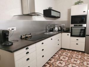 Maisons de vacances Le Gite du Mas Amouroux, pres du Mont Bouquet : photos des chambres