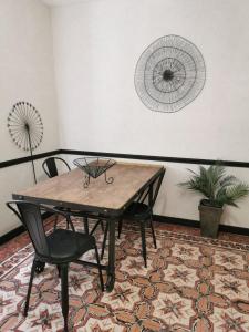 Maisons de vacances Le Gite du Mas Amouroux, pres du Mont Bouquet : photos des chambres