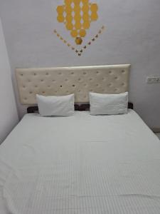 Shree Krishna Hotel