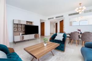 Lux Apt-Burj View Opp. Dxb mall