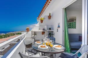 Studio with amazing view by AltamarHomes