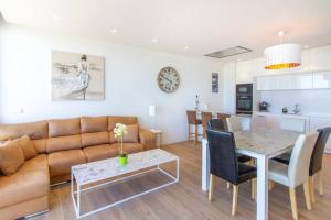 Nispero 11 - Sunny Apartment in a Golf Club Las Colinas