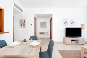 Unified Vacation Homes-1 Bed Apt with Stunning View-High floor-Free Pool Gym