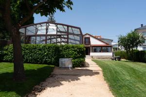 UN PASEO POR LAS NUBES