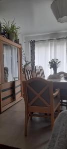 1 Chambre pour 2 personnes "Chez lhabitant" maison possède un petit chien