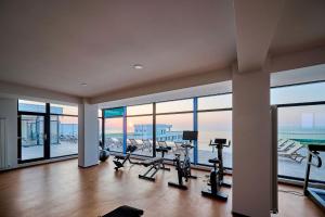 Azul Apartment in Infinity Beach Resort - parking