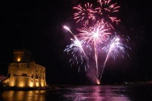 SUNNY AND LOVELY APARTMENT - free wifi