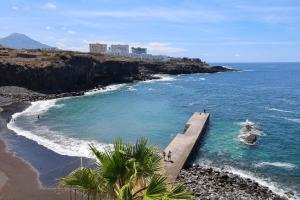 Island Sun by Olax Rentals