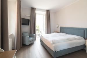 Camera Superior Matrimoniale/Doppia con Letti Singoli con Vista Lago