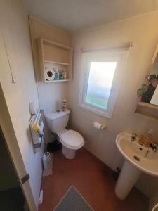 S313 3 bed caravan Golden Palm