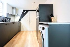 Romantic 35m2 City Center Suite