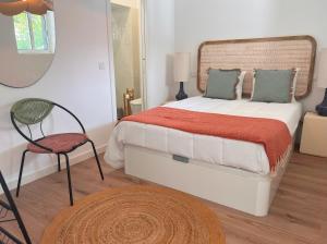 Central Beach Villa W Heated Pool, By TimeCooler